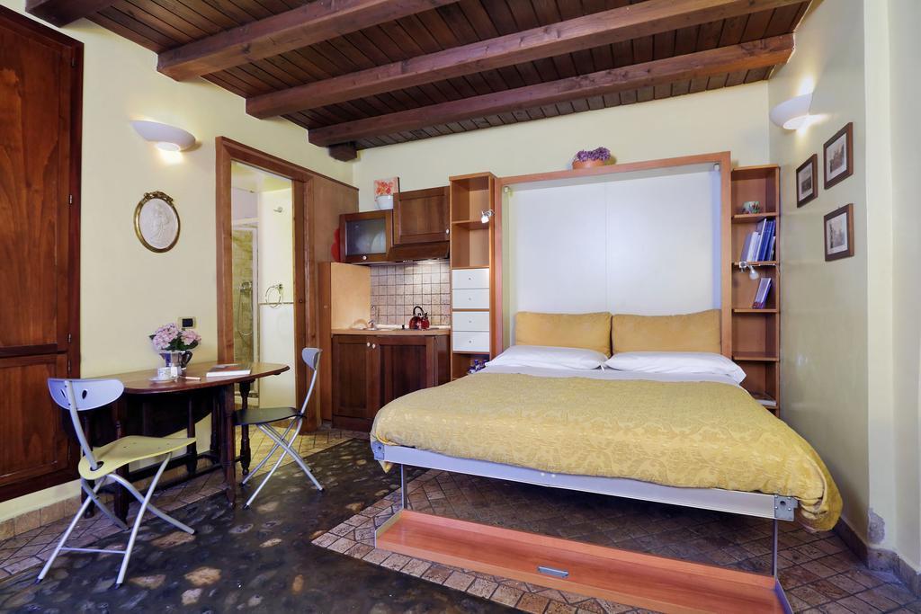 Loft Giulia Rome